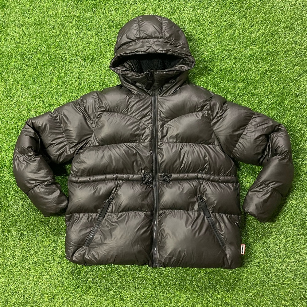 Hunter A line puffer zip up jacket women’s size large